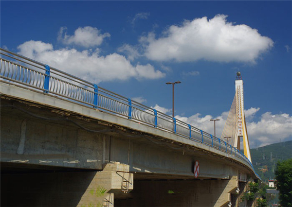大理304不锈钢桥梁护栏：安全、耐用与美观的完美结合